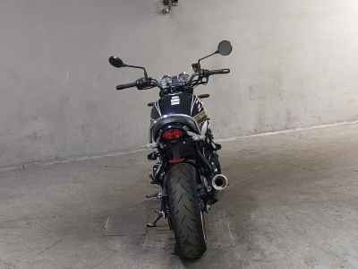 Kawasaki Z900RS 2022