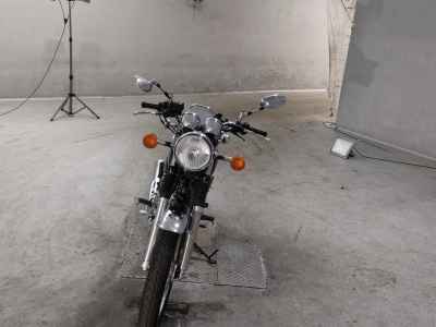 Yamaha SR400 2018