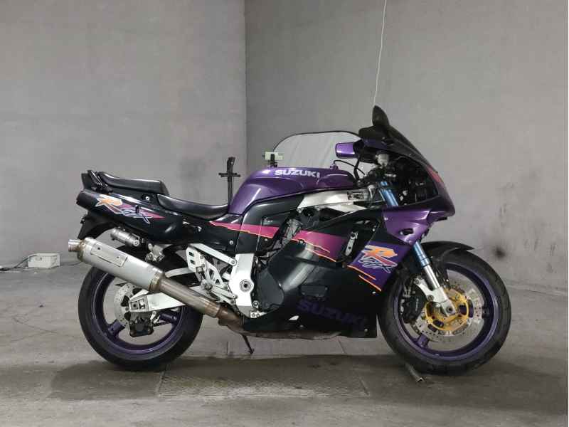 Suzuki GSX-R750