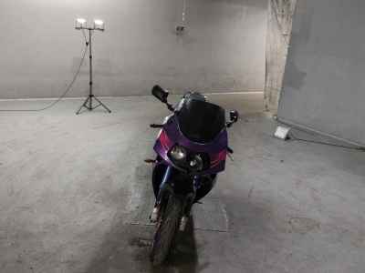 Suzuki GSX-R750