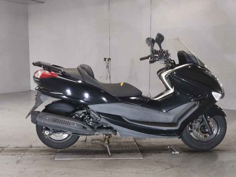 Yamaha Majesty 250