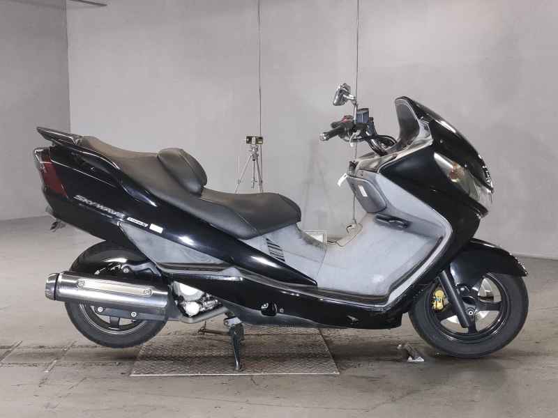 Suzuki Skywave 250S