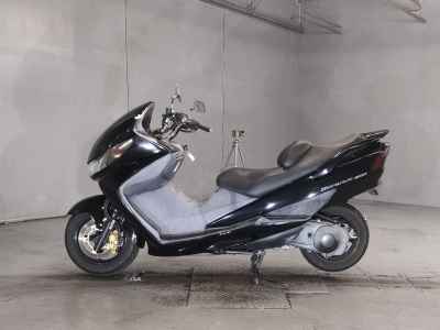 Suzuki Skywave 250S
