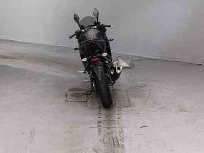 Yamaha YZF-R25