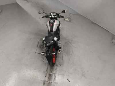 Yamaha MT-25