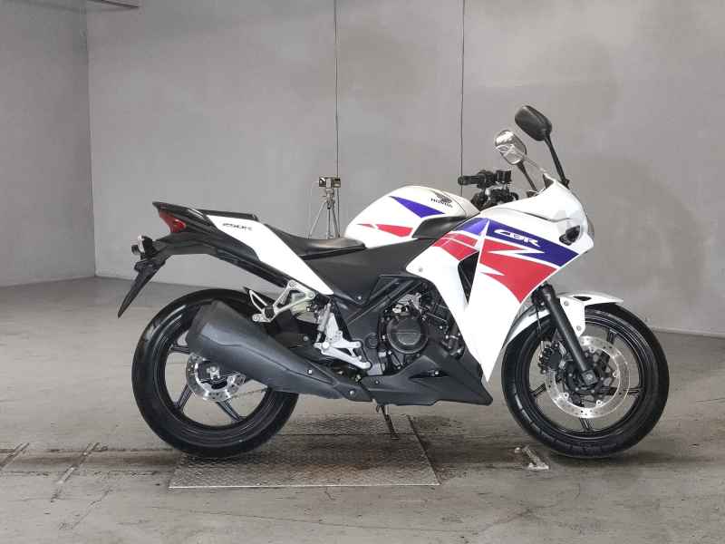 Honda CBR250R