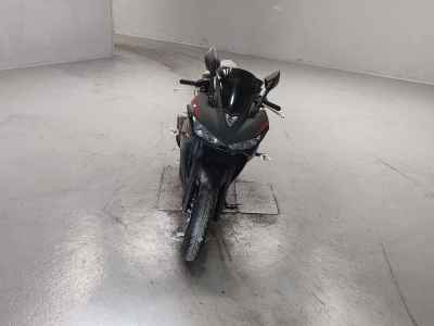 Yamaha YZF-R25