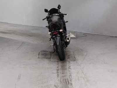 Yamaha YZF-R25