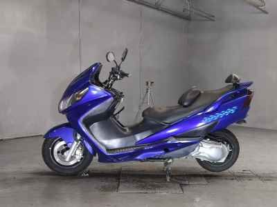 Suzuki Skywave 250S