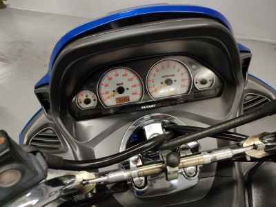 Suzuki Skywave 250S