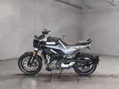 Husqvarna Svartpilen 401 2022
