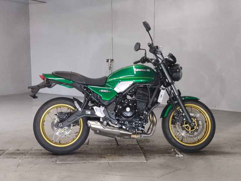 Kawasaki Z650RS 2023