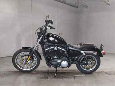 Harley-Davidson XL883R 2011