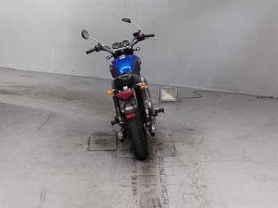 Kawasaki W400 2008