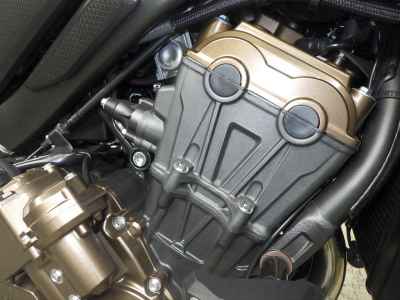 Honda CB650R E-Clutch 2024