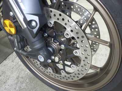 Honda CB650R E-Clutch 2024