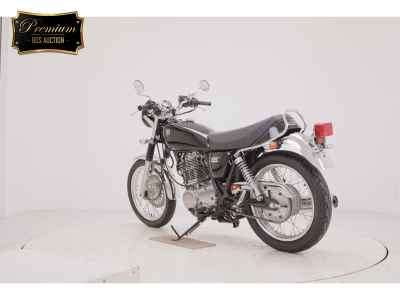 Yamaha SR400 2017