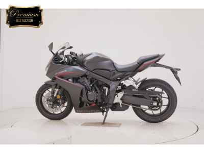 Honda CBR650F 2025