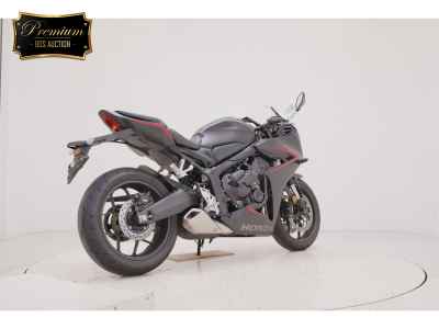 Honda CBR650F 2025