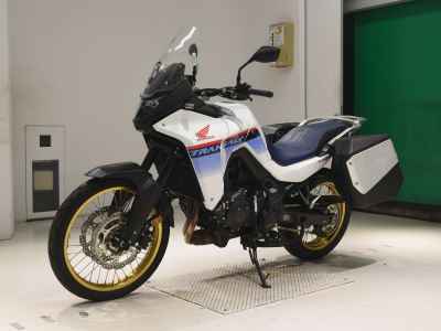 Honda Transalp 750 2024