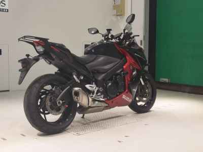 Suzuki GSX-S1000F 2016