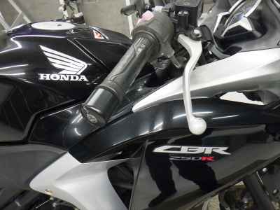 Honda CBR250R 2011