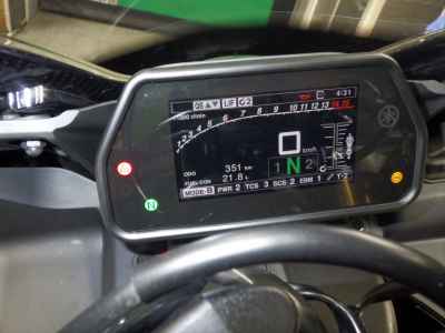 Yamaha YZF-R1M 2025