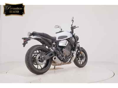 Yamaha XSR700 2022