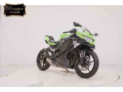 Kawasaki Ninja ZX-25R 2021