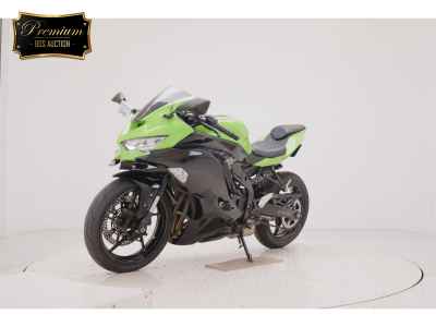 Kawasaki Ninja ZX-25R 2021