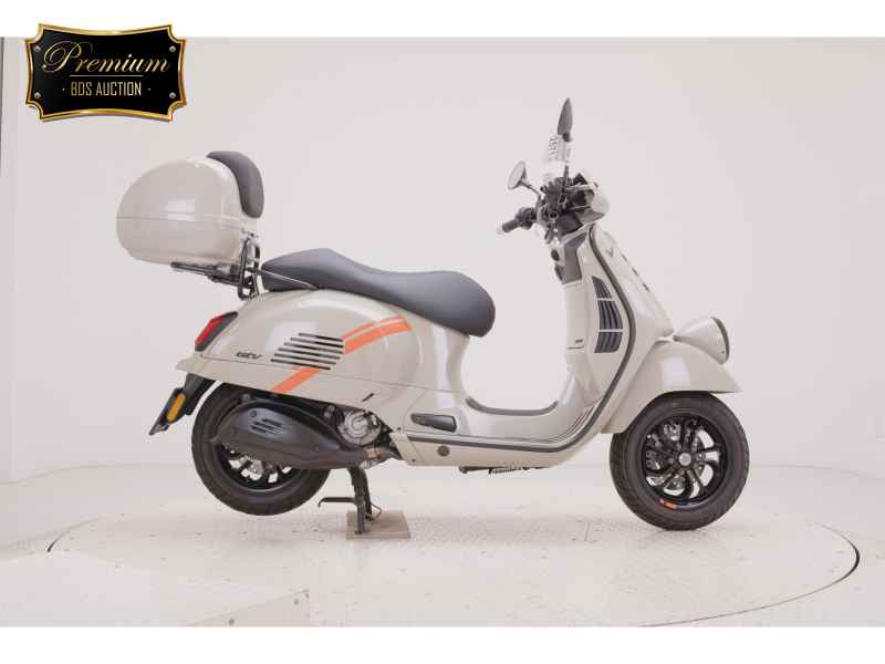 Vespa GTV 300 2023