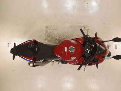 Honda CBR400R 2024