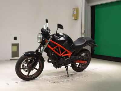 Honda VTR250 2013