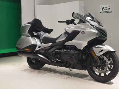Honda GL1800 Gold Wing Tour DCT 2025