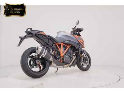 KTM 1290 Super Duke GT 2025