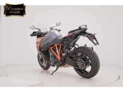 KTM 1290 Super Duke GT 2025