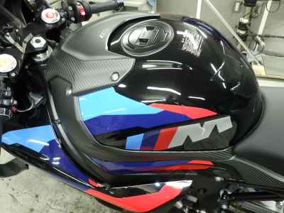 BMW M1000RR 2025