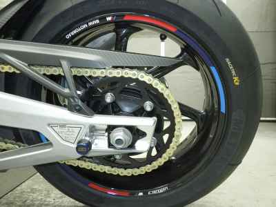 BMW M1000RR 2025