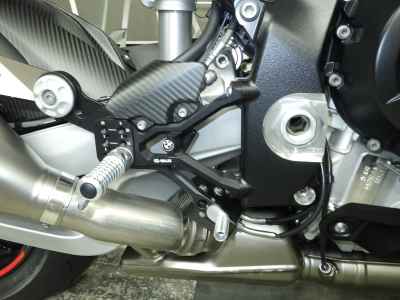 BMW M1000RR 2025