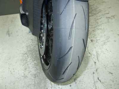 BMW M1000RR 2025