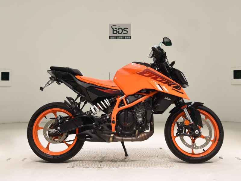 KTM 390 Duke 2024