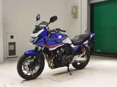 Honda CB400 Super Boldor 2022