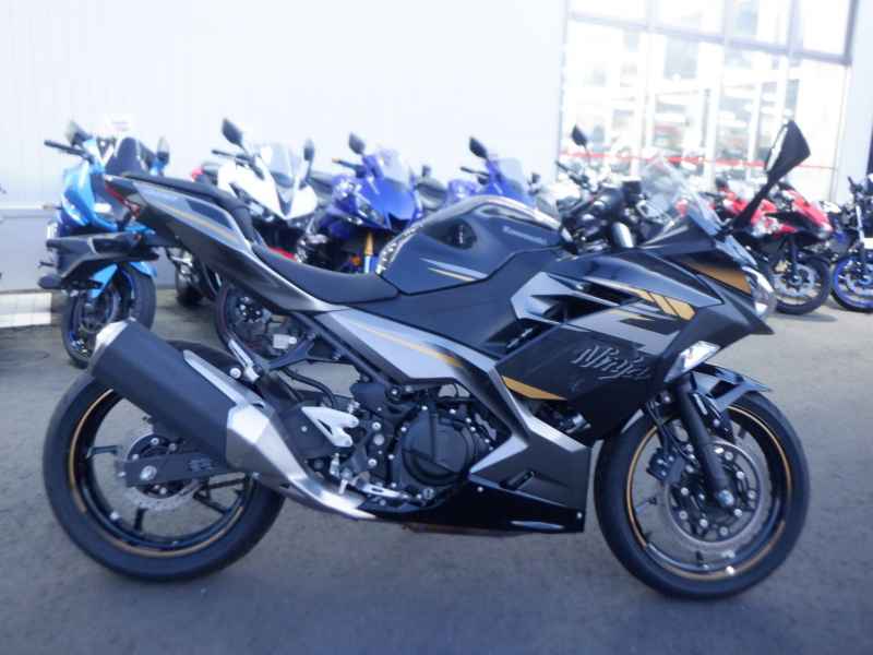 Kawasaki Ninja 400 2022