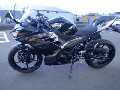 Kawasaki Ninja 400 2022