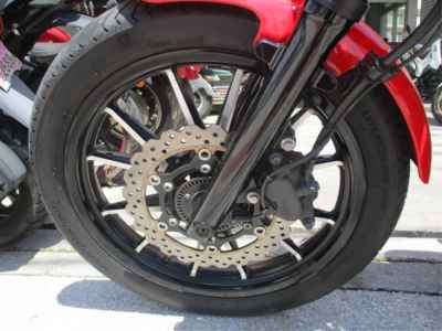 Yamaha Bolt 2017