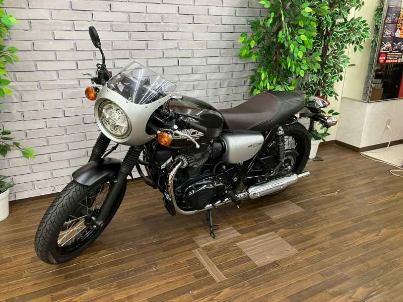 Kawasaki W800 Cafe 2019