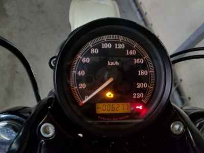 Harley-Davidson Sportster XL883R 2011