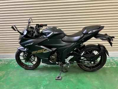 Suzuki Gixxer 250SF