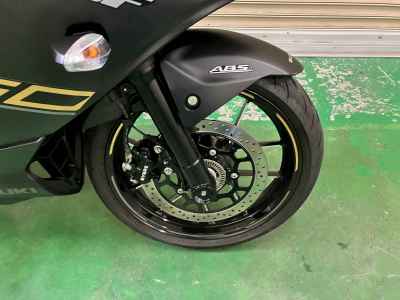 Suzuki Gixxer 250SF