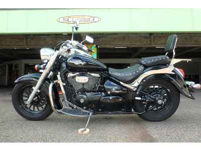 Suzuki Intruder 400 Classic 2010